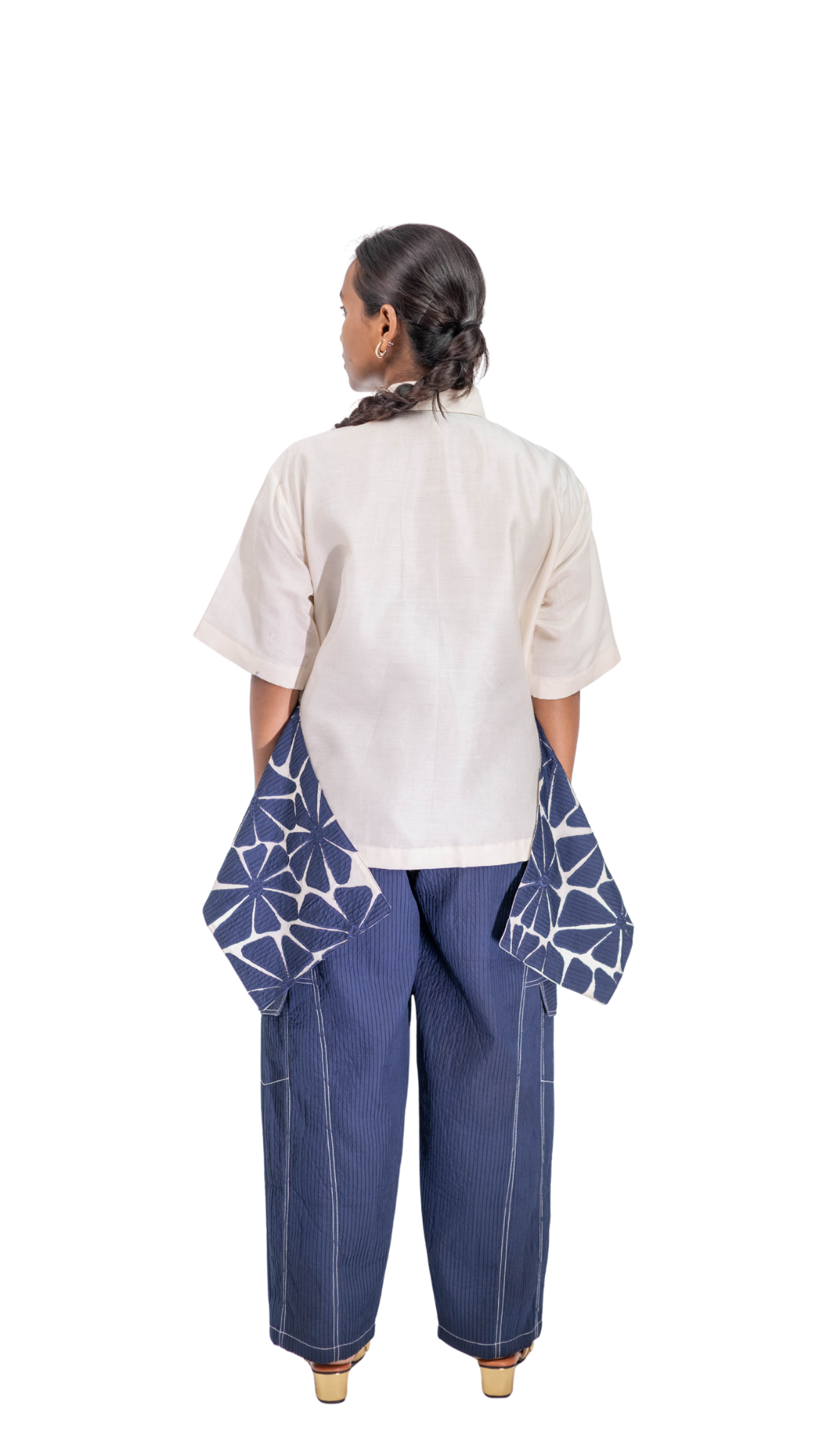 ABSTRACT SHIRT WITH STRUCTURED PANTS